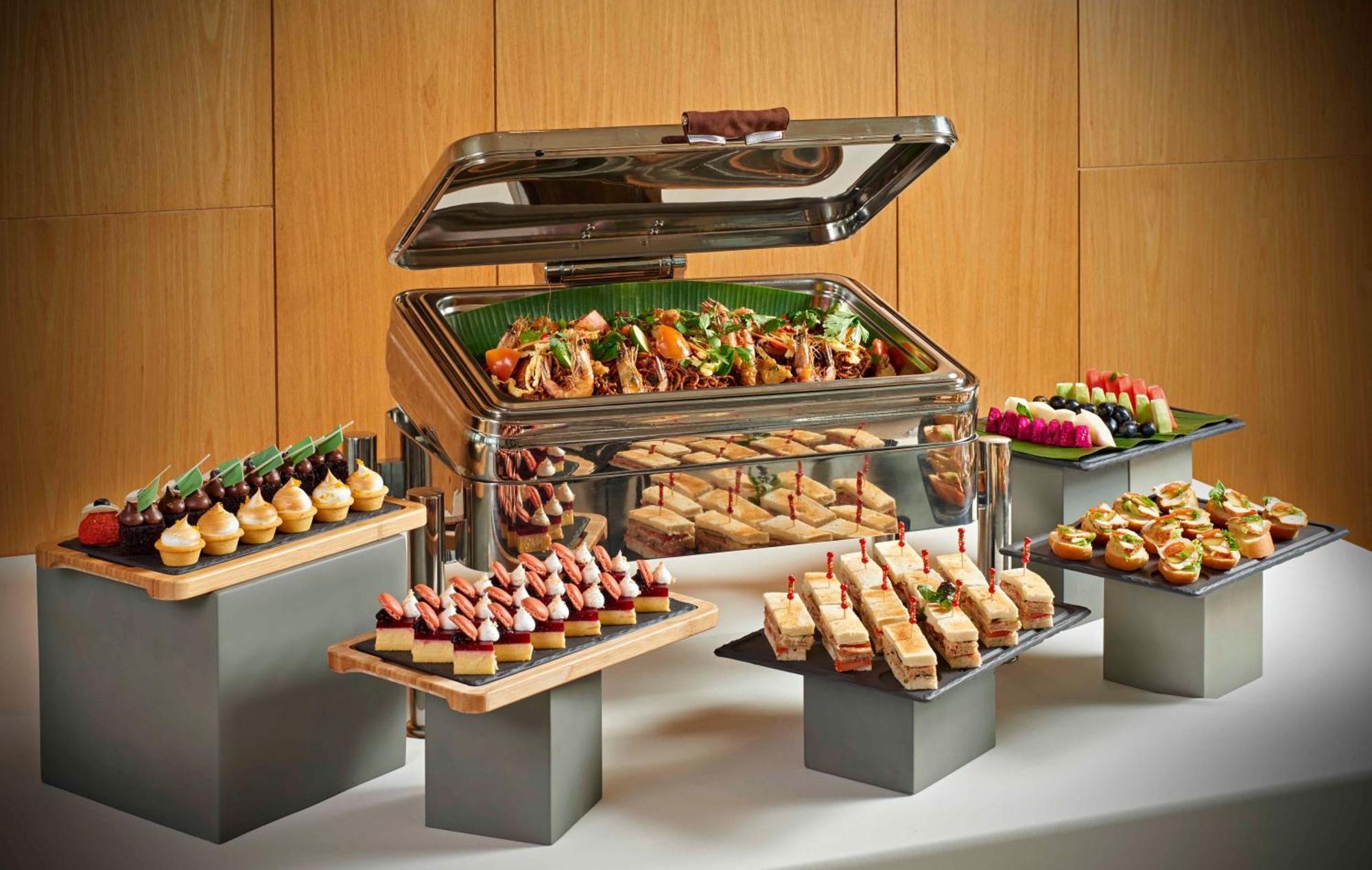 The Westin Desaru Coast Resort Esterno foto A chafing dish