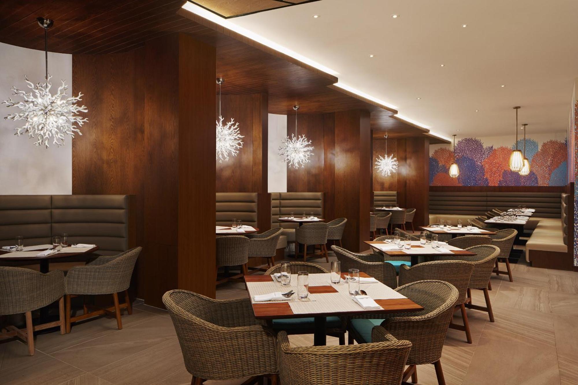 The Westin Desaru Coast Resort Esterno foto The interior of the restaurant