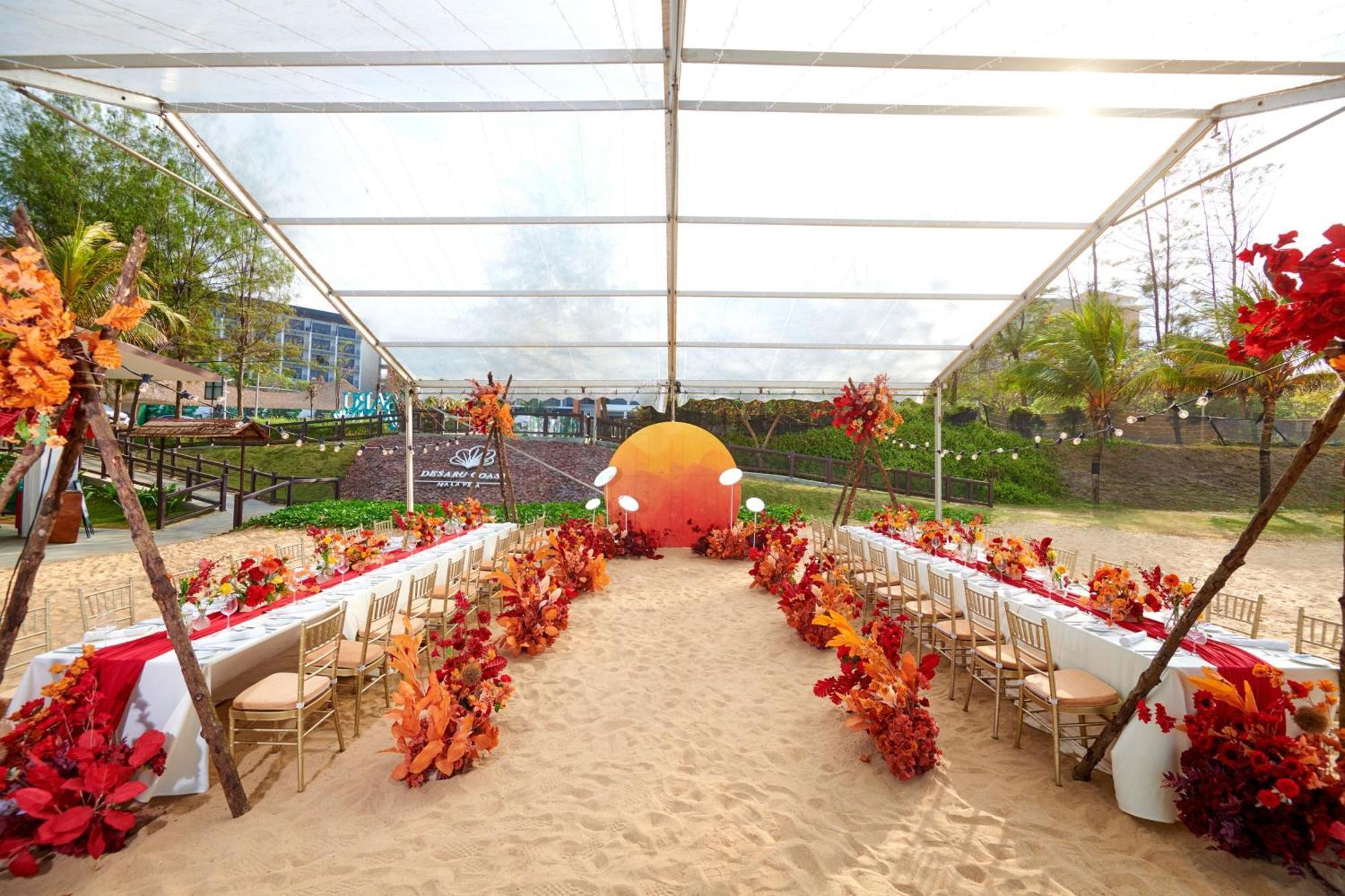 The Westin Desaru Coast Resort Esterno foto The Beach Club